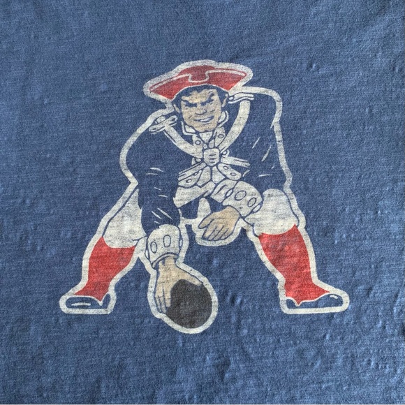 New England Patriots Retro T-shirt w/ Pat the Patriot by 74 Brand Cotton M - Picture 3 of 5